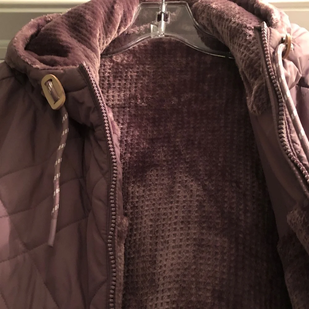 Women's Quilted Jacket - Purple - Picture 5 of 7